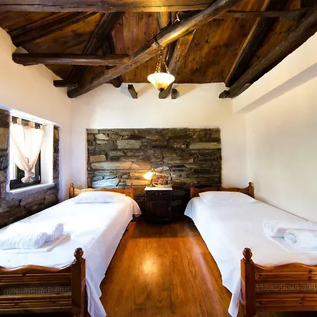 Tranquil On Hill Country house